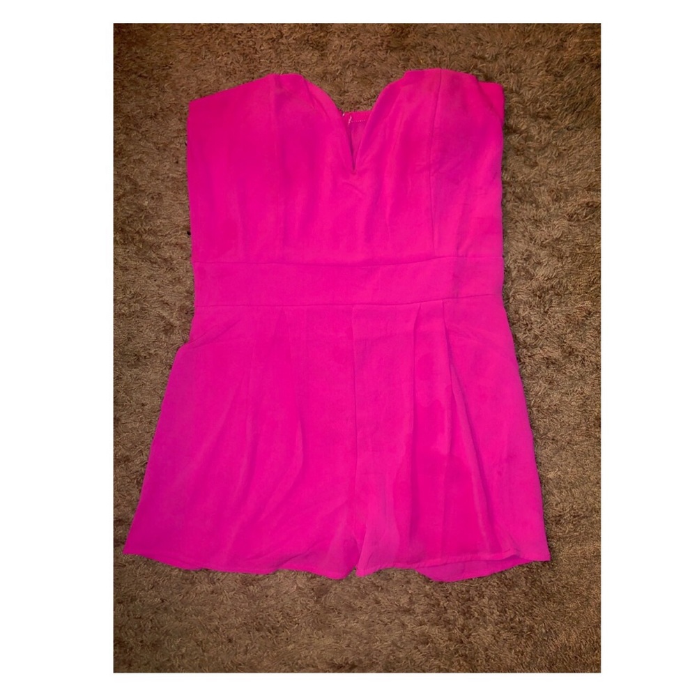 NWOT Bright Pink Romper Sz Sm